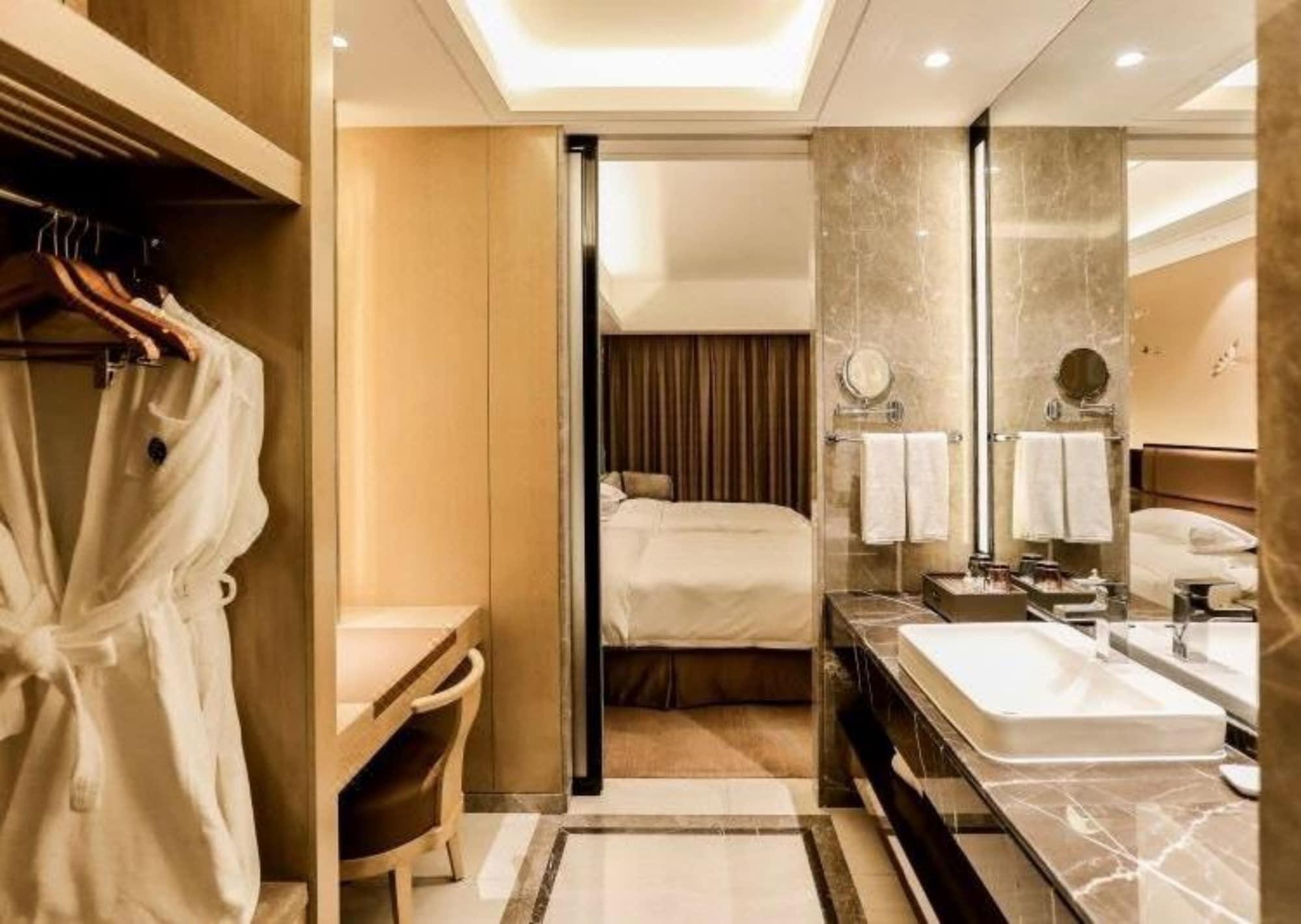 Li Cai Tian Qi Hotel Xianyang Exterior foto